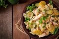 INSALATA DI PASTA FREDDA CON VERDURE E POLLO